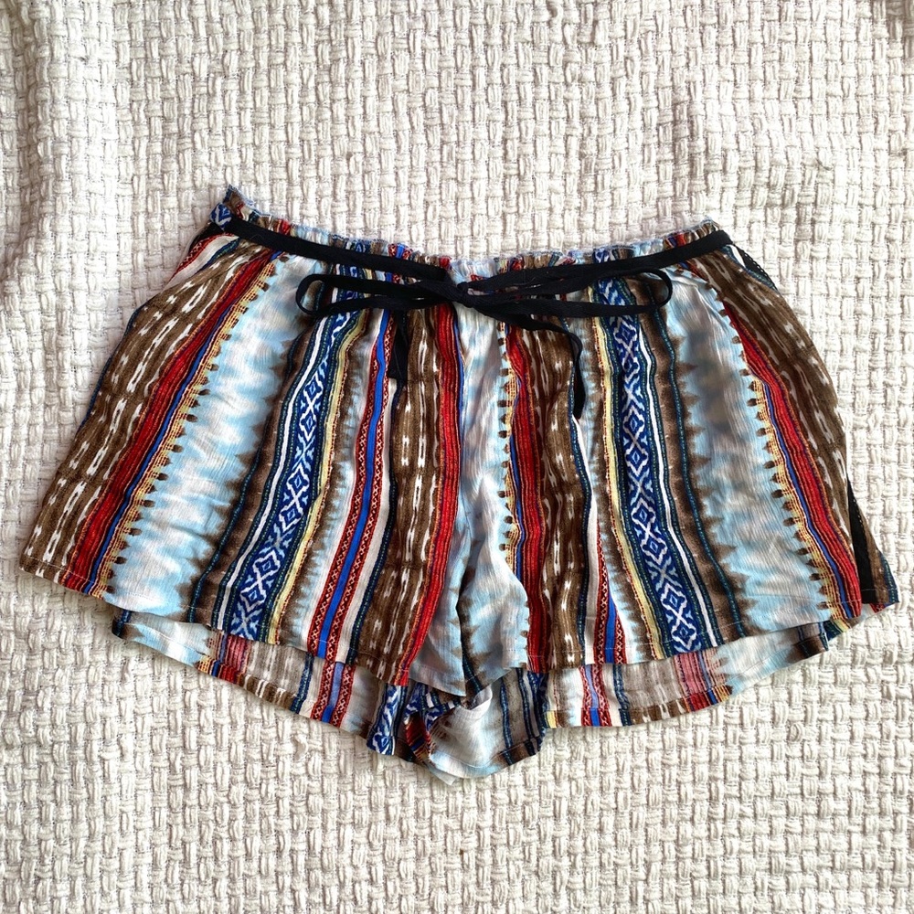 LOVE TREE | flowy shorts